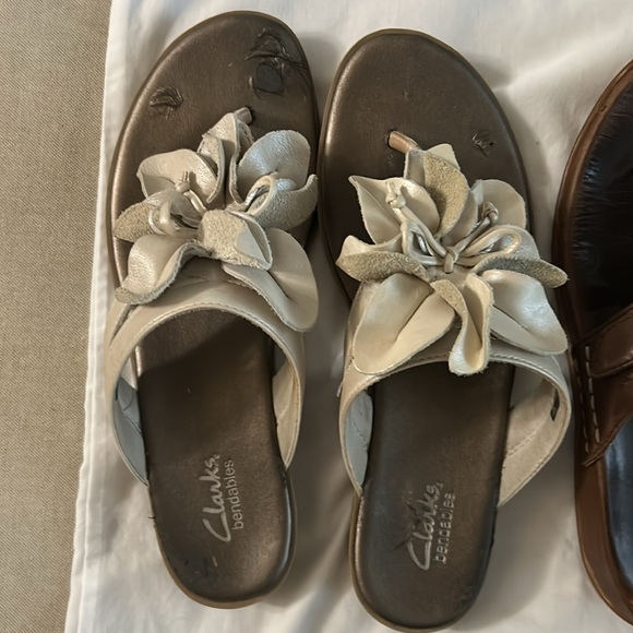 Sandal Collection lot of 3 - Clark’s and Fitflop women’s size 8 - Picture 3 of 5